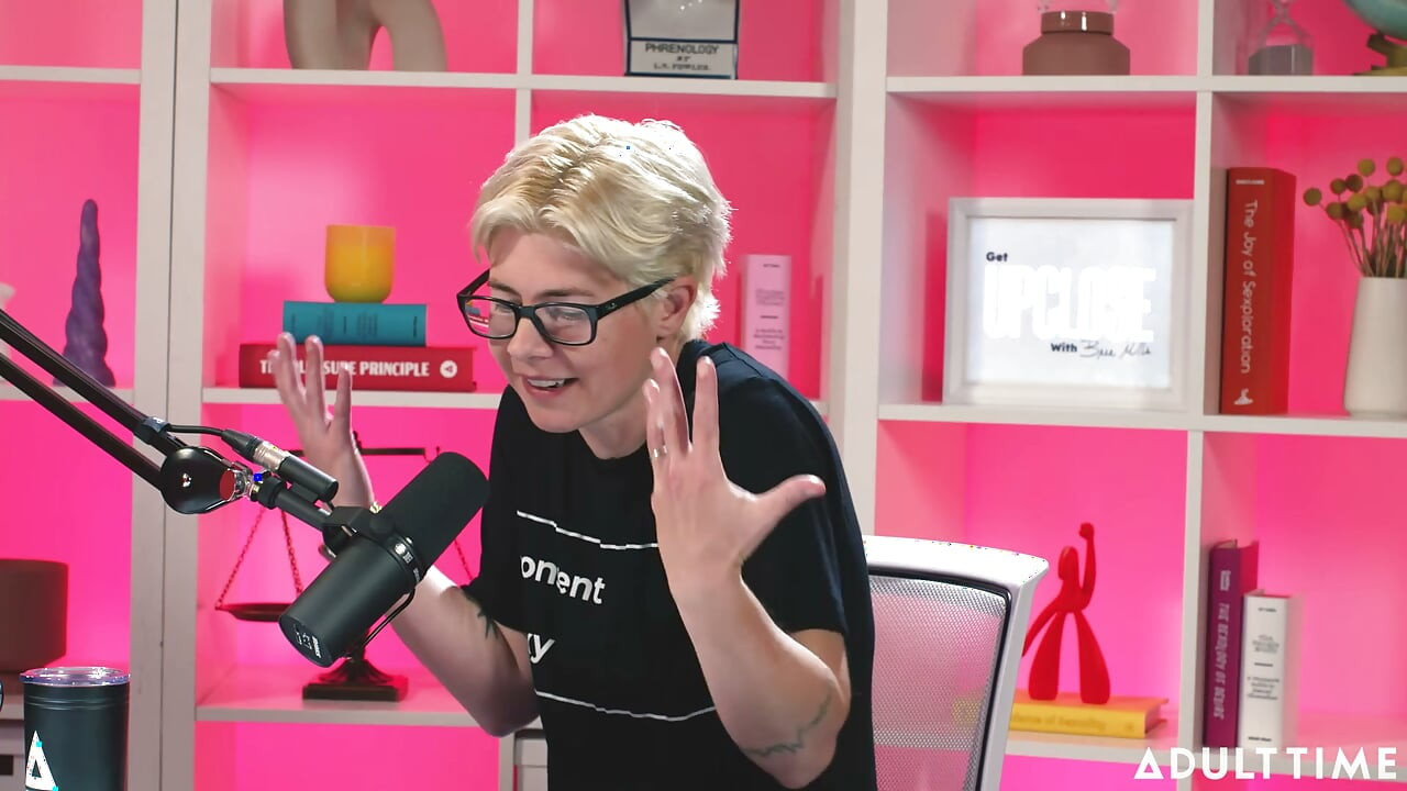 Kimmy Kimm Conquering Shame & Selling Used Panties  the Adult Time Podcast