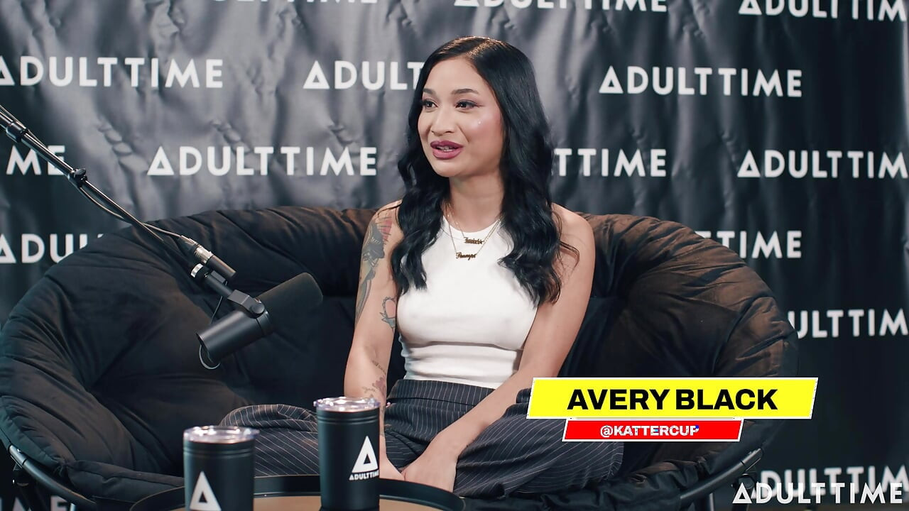Avery black dry humping, gerçek suç ve vr corn'i yönetme | Adult Time Podcast