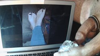 Cum hołd dla lovefeet132