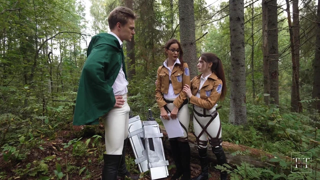 Attack on titan. Sloppy threesome blowjob for commander in the forest