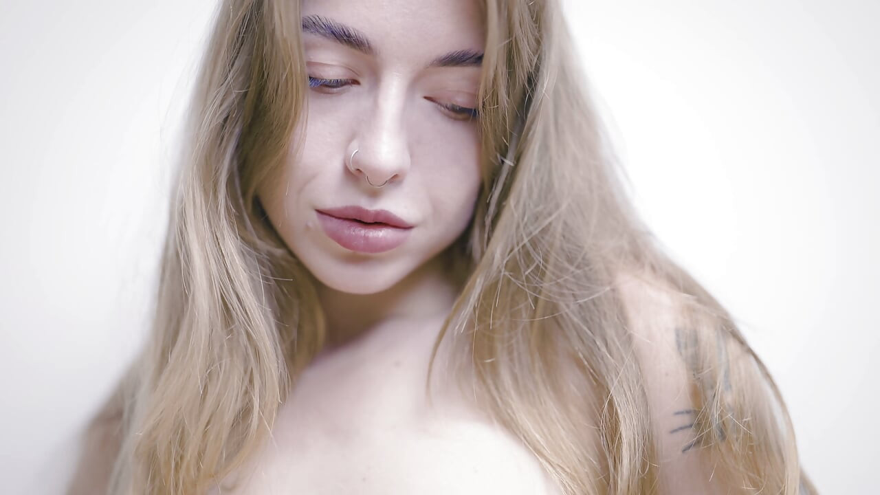 Behind the Scenes - Anastasiia Full Nude
