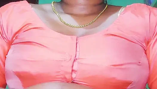 Sexy Girl In Hot boobs Video Viral