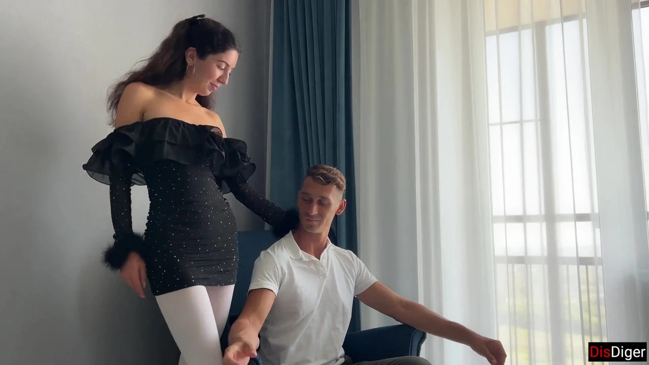 Beyaz Külotlu Çoraplı Bir Sekreterle Anal Seks - Anal