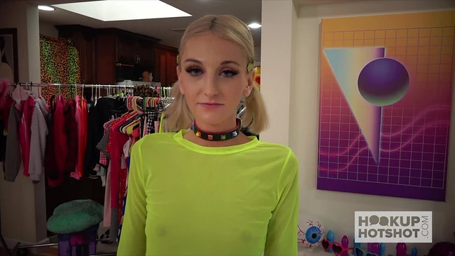 Petite Blonde Tallie Lorraine Hooks Up With Bryan Gozzling!