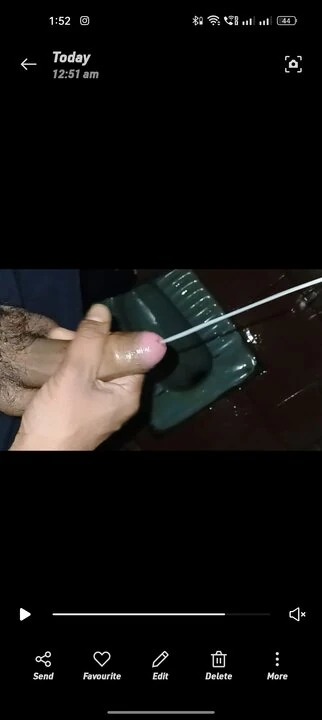 Indiai desi szex a WC-ben