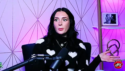 Charlotte Sins Swallowing, Sex Parties, and the Gray Areas of Ethicaljournalism