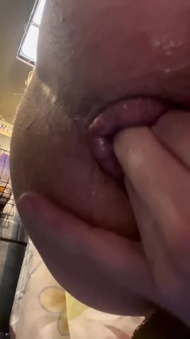 Finger Fuck and Big Asshole Gape