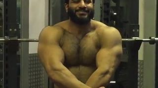 hot arab bodybuilder