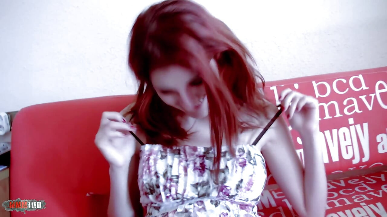 Estoy follando el culo perfecto de la linda joven francesa Mademoiselle Lilith