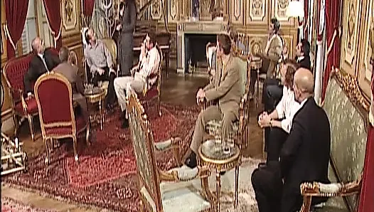 Татуированную немецкую брюнетку-пуму пробурили в анал в винтажном видео