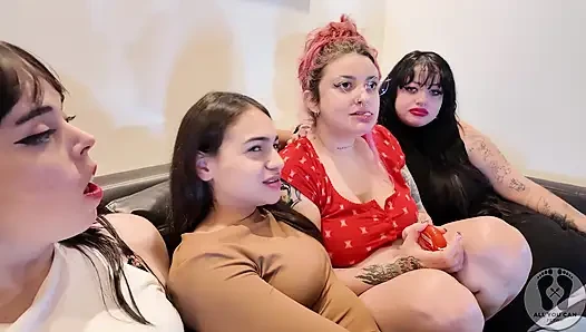 Fetish permen karet permen karet berciuman empat gadis yang suka mengunyah permen karet