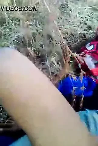 Γαμήσι σε εξωτερικό χώρο