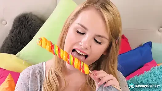 Cute Blonde Natalie Knight Introduces You to Her Sugar Slit