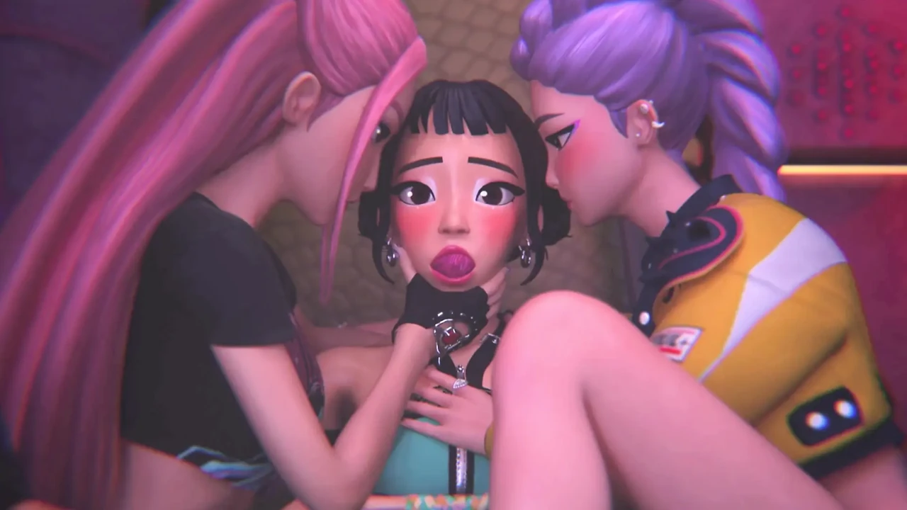 Lesbian College Girls Femdom FFF Threesome (3D Animation)