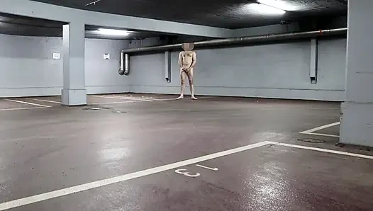 Otoparkta halka açık eller serbest boşalma