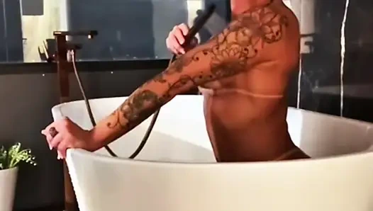 Crown will ihre Muschi ins Fell geben