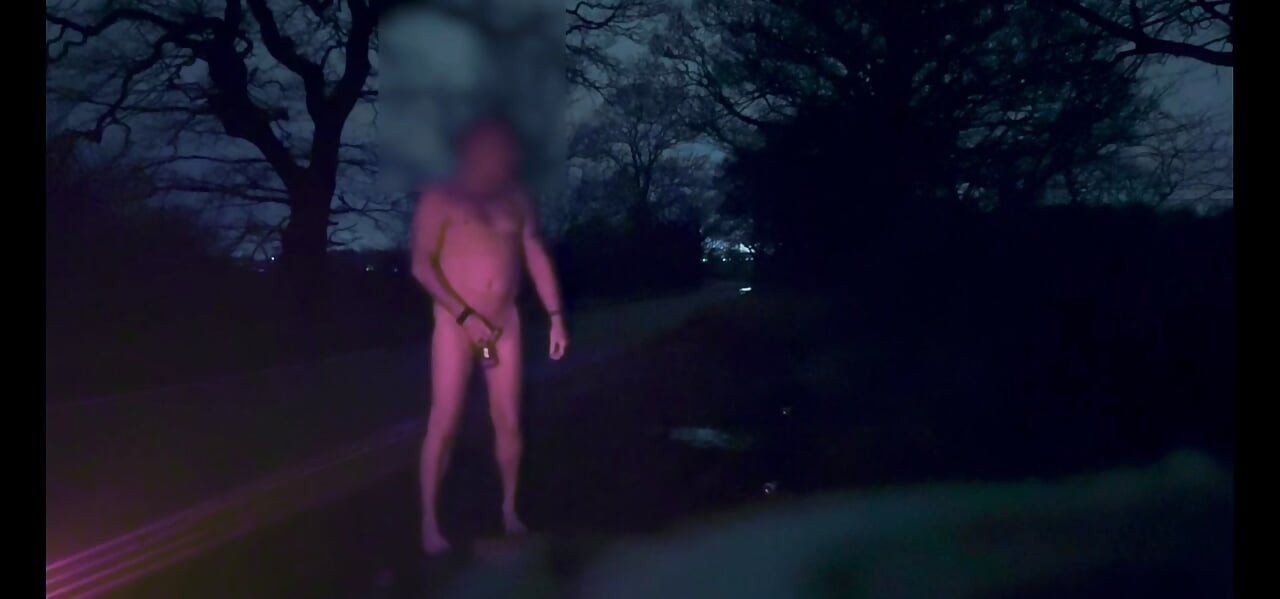 Melancap berbogel di 2 lokasi tanpa kondom dan twerking