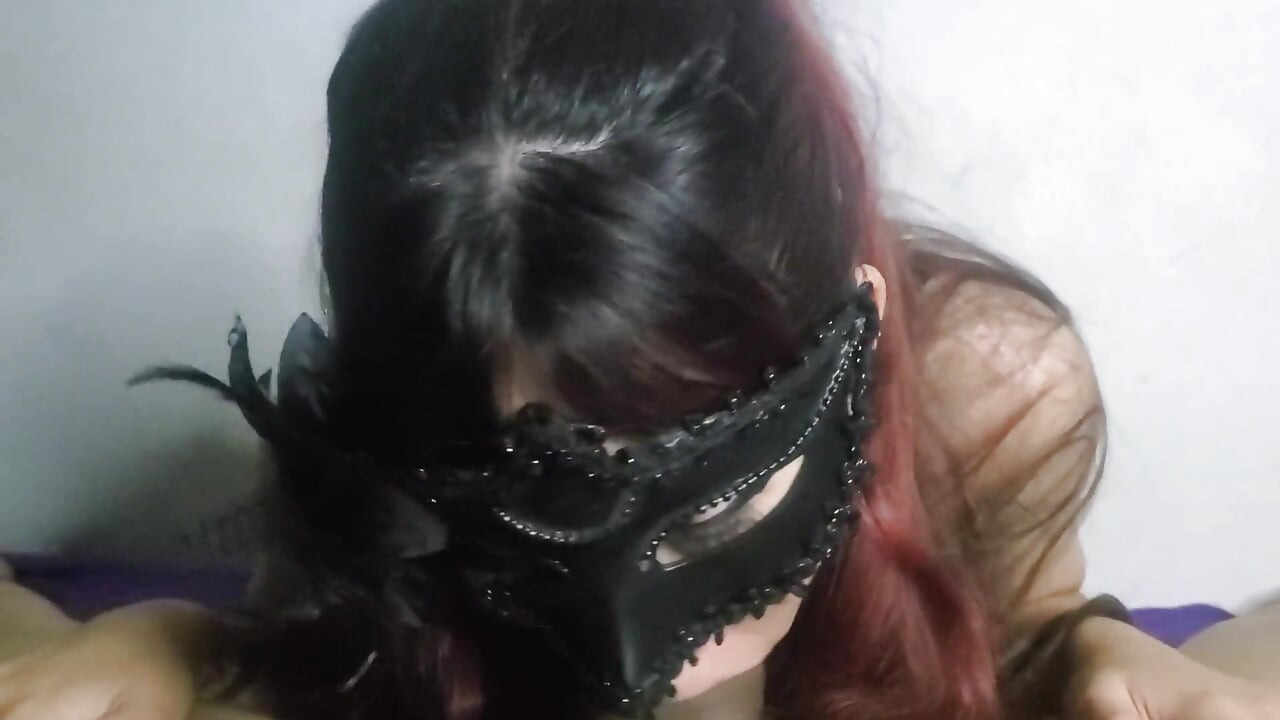 The Doll Loves to Suck the Cock Until All the Cum Comes Out and Swallow It All Down