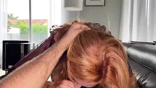 Reife Rothaarige Andi James nimmt meinen großen schwanz und eine große ladung in ihre muschi, schau zu, wie er aus ihr tropft.