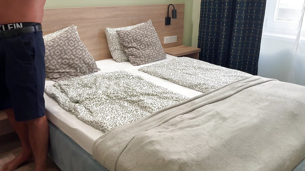 Culise! Nina Love (alias Tina Hot) s-a întors cu o labă cu tachinare cu vedere la persoana 1 cu final fericit cu Leo Casanova