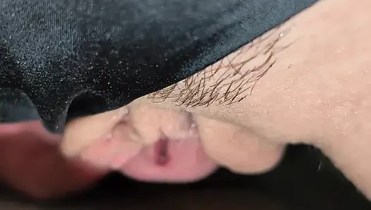 İşe gitmeden önce hızlı seks ve dölleme