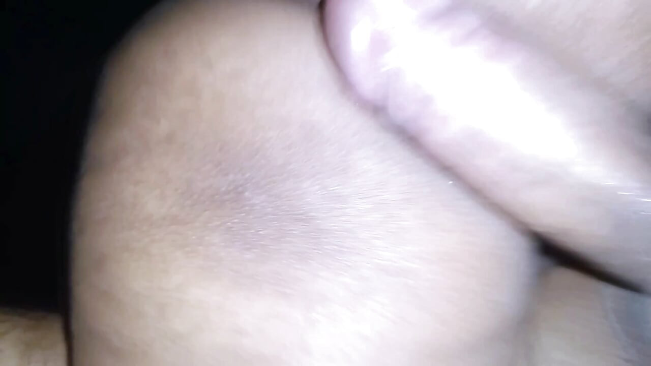 Friend's mother didn't expect this son's friend.i seduce young mommy  Sex with friends mother in her  bedroom during night stay