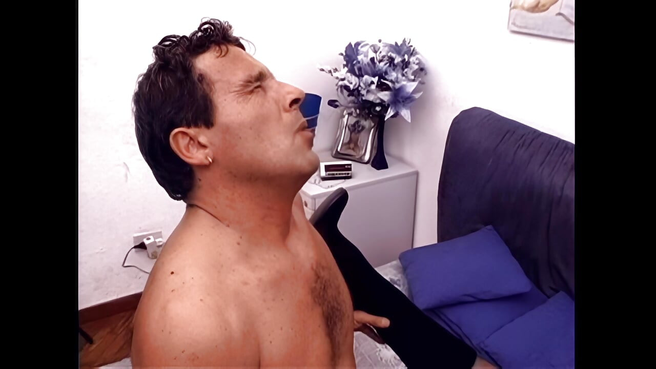 Sensual Trans Angel Takes Charge Again