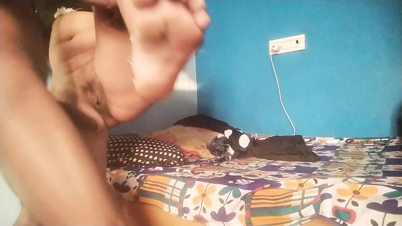 Indian stepsister was slep alone in her room. Then her stepbrother found her alone and fucked her. Hindi voice.