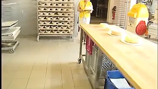 Mature slut and young lezzies in food fight