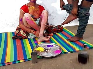 Devar ne bhabhi ko Holi me rang laga kar chod Diya hot Desi Indian devar bhabhi sex por video Indian housewife with devar bhabhi