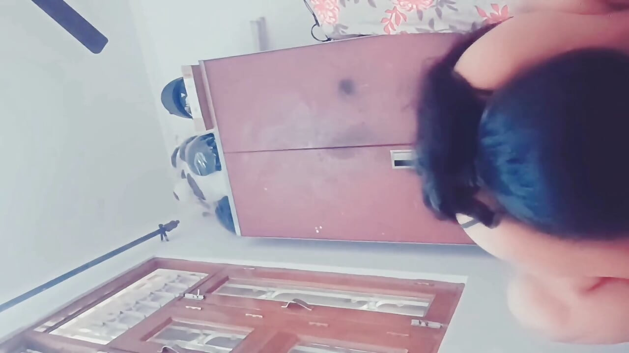 Newly Love Marriage Couple Romance and Fucked in Hindi Sex Video