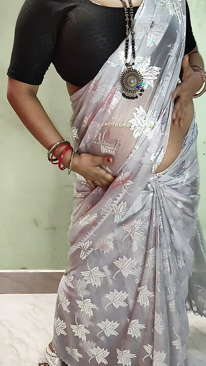 Isteri montel India menari bogel bahagian 1