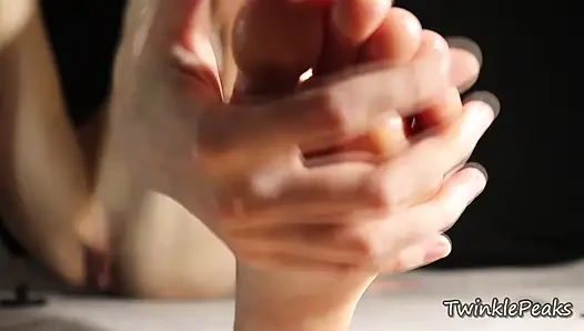 Kenikmatan blurry toes cantik