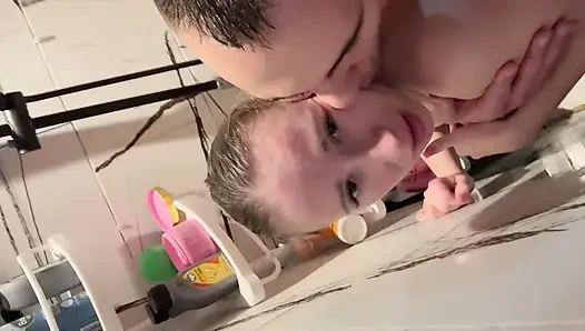 nasser sex in der dusche mit ehefrau