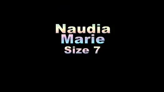 Потоковое видео от Naudia Marie босиком конфиденциального