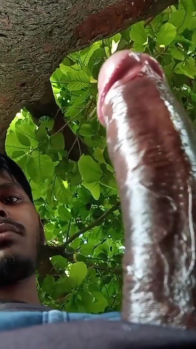 Must-share moment from "Desi Indian boy ykal hastmaithun"