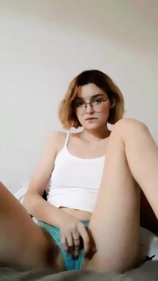 Slim Beauty Plays with Herself - Masturbation