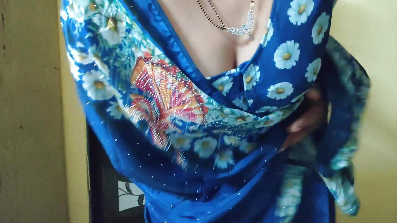 Bhabhi ko saman ke mahine mai choda mast