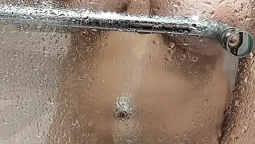 Adik tiri toket besar