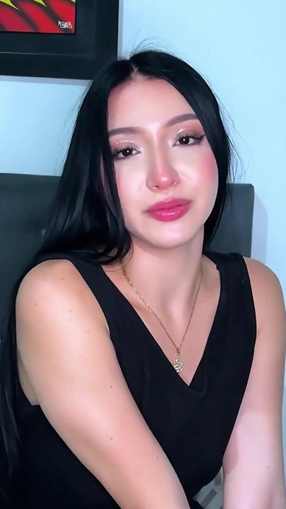 Povlatingirl - Beautiful White Latina with Black Hair Fucks Me with Her Pink Pussy