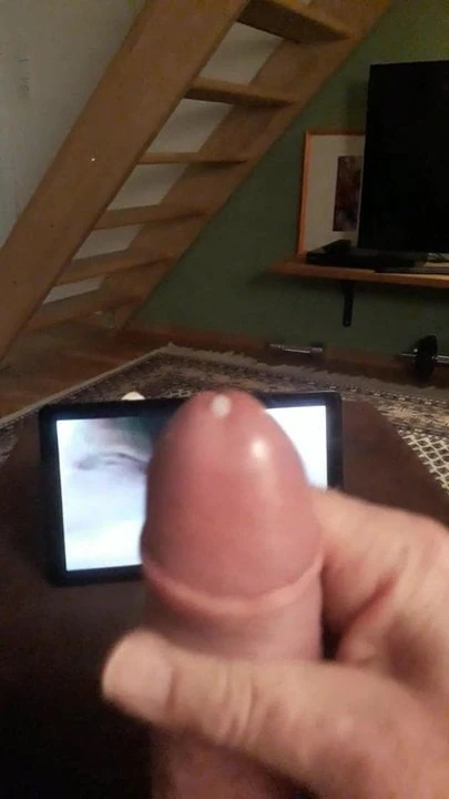 cumshot for kurvy