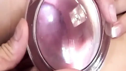 Lubang tante seksi rambut pirang dientot habis-habisan sampai lubangnya menganga lebar