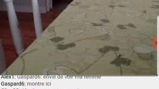Coco.fr : Un mec filme sa grosse a la douche
