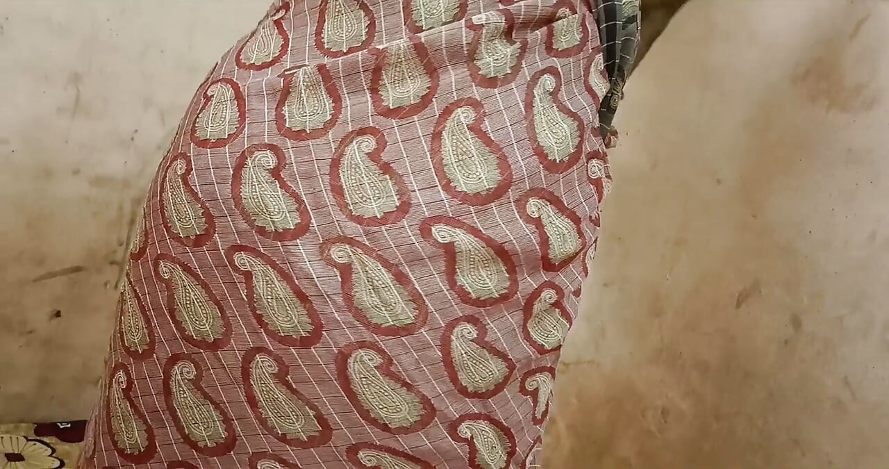 침실에서 데시 인디언 아줌마를 하드코어로 박기