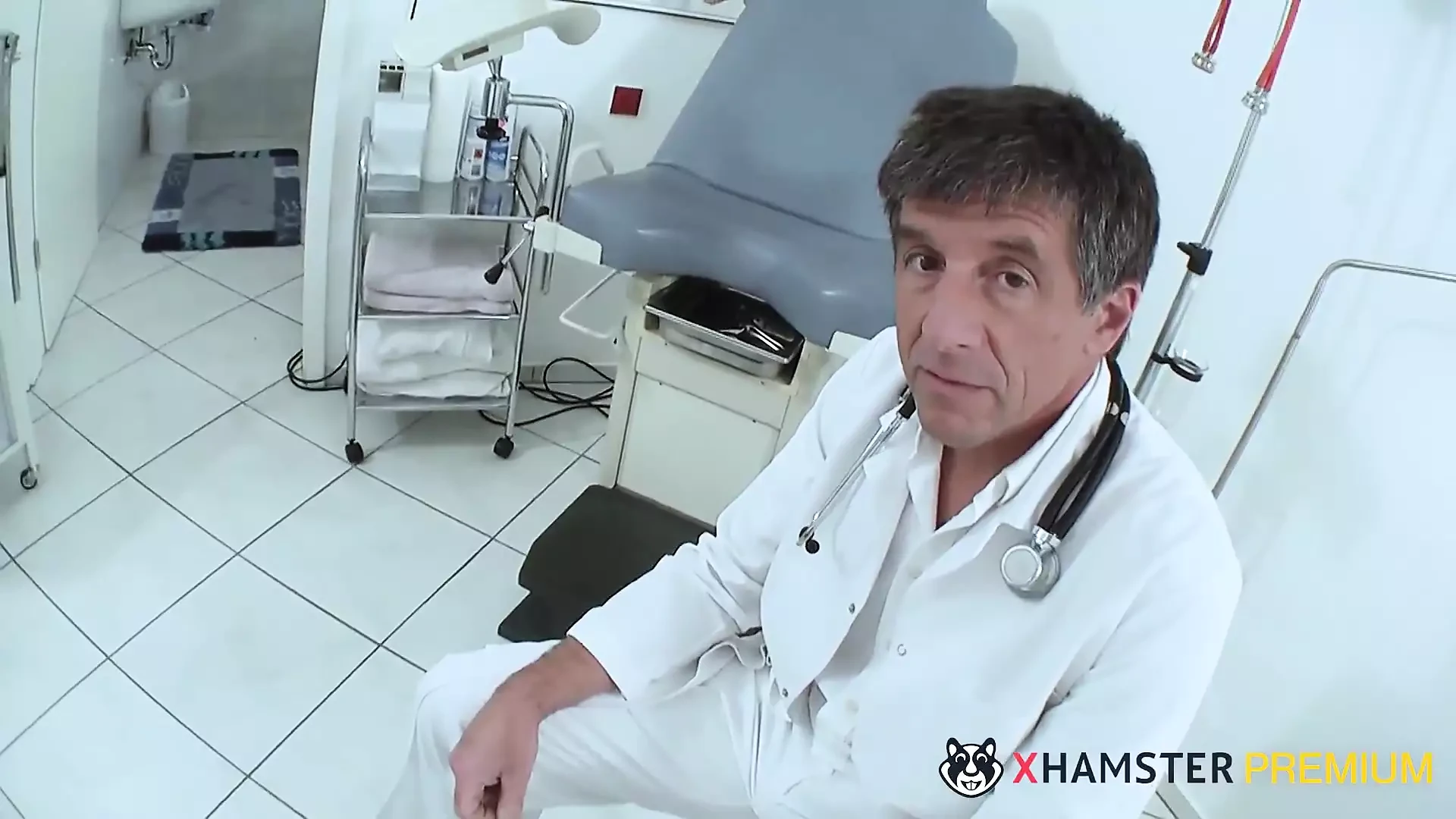 Piss party in the clinic