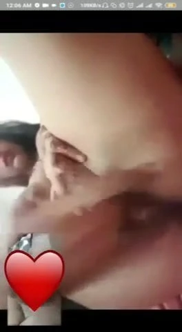 Paras