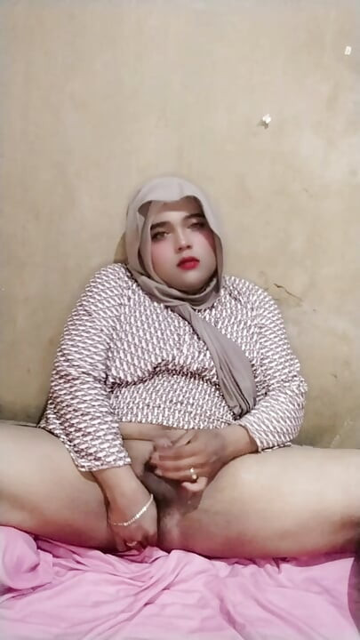 Ivvy crossdresser hijab feels horny after a month. Then she cums