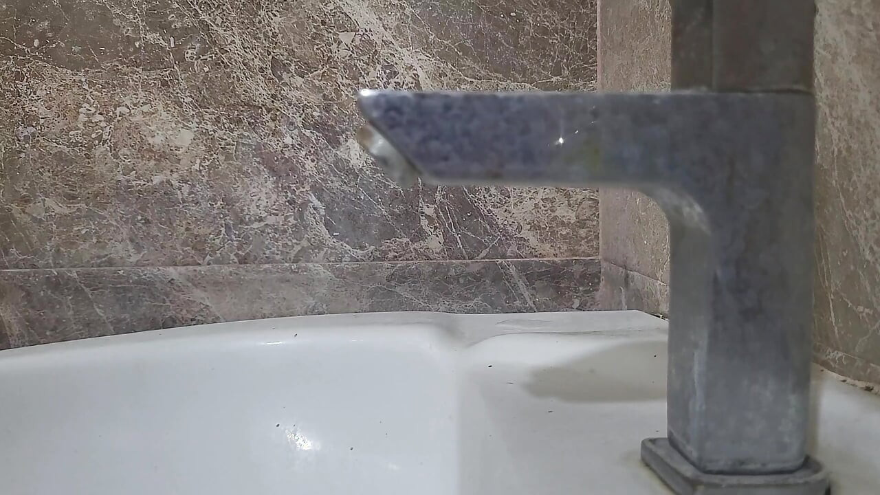 Сегодня у меня нет никого со мной. Анальное видео