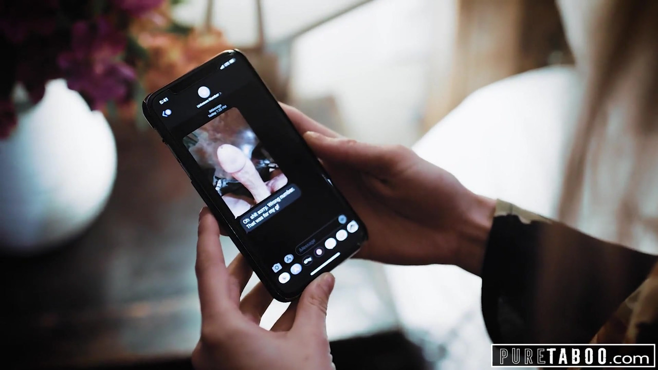 継母と継父と捕まる純粋なタブー、カイラー・クインが参加