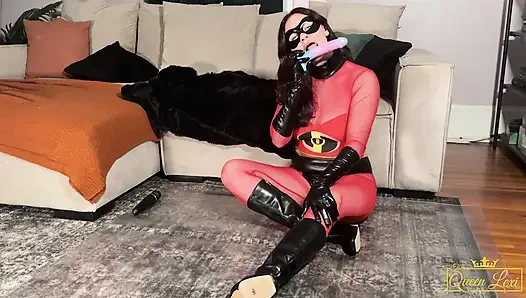 Elastigirl Squirtet Mehrmals - Cosplay Und Squirting